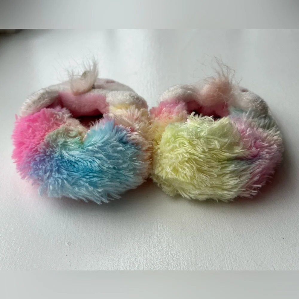 Rainbow Daze Unicorn Slippers size 9/10 Toddler